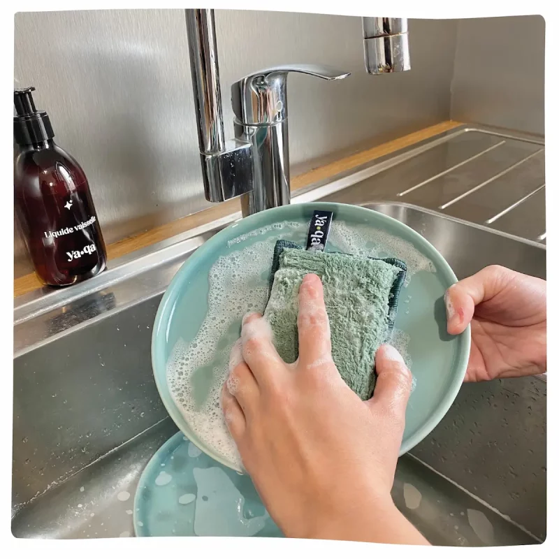 éponge lavable vaisselle liquide assiette mousse